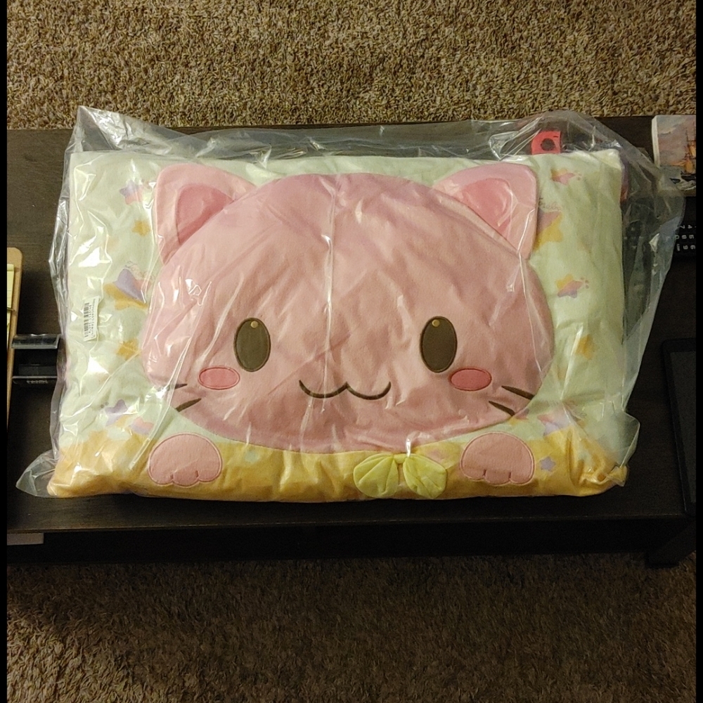 Toreba Toreta's Big Soft Pillow